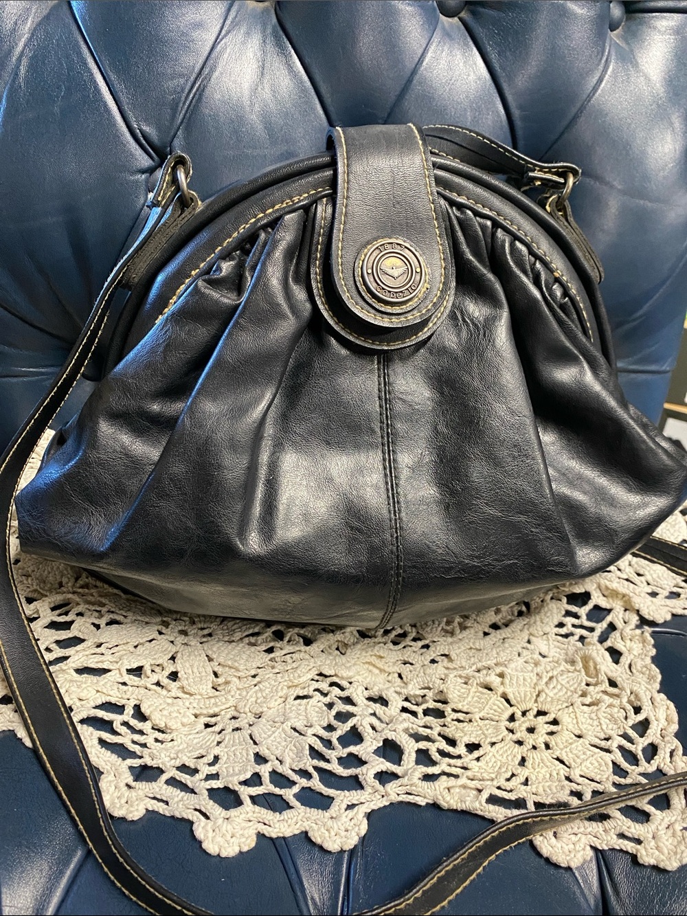 Black Leather Pleated Crossbody Bag - Unbranded